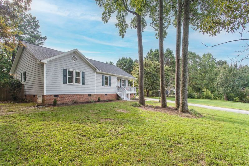 7609 Wheatland Dr, Raleigh, NC 27603