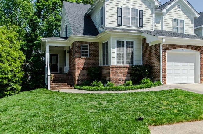 7611 Astoria Pl, Raleigh, NC 27612