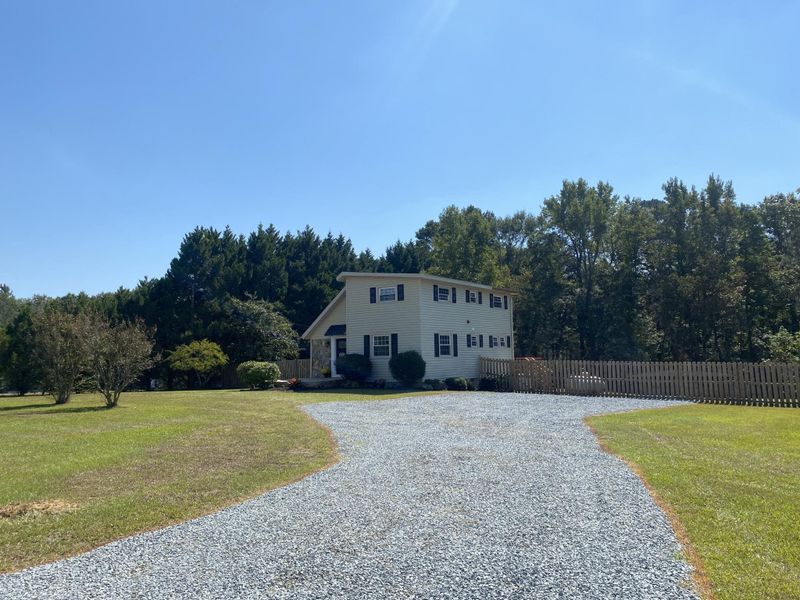 7613 Elevation Rd, Benson, NC 27504