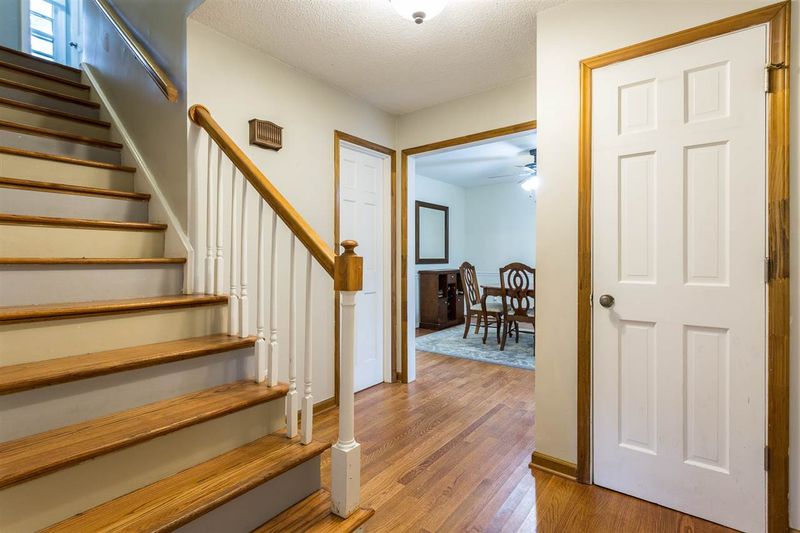 7613 Leesville Rd, Raleigh, NC 27613