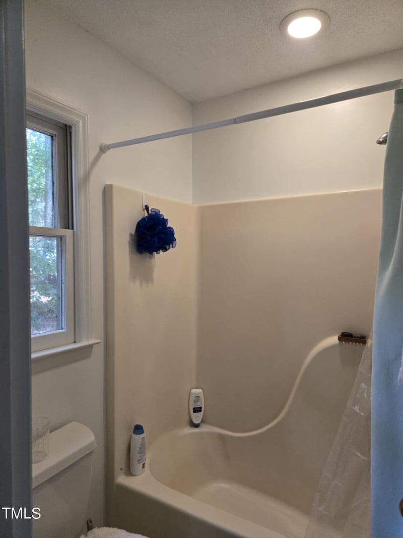 7613 Secluded Acres Rd, Apex, NC 27523