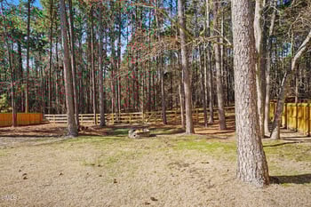 7613 Trappers Rd, Fayetteville, NC 28311