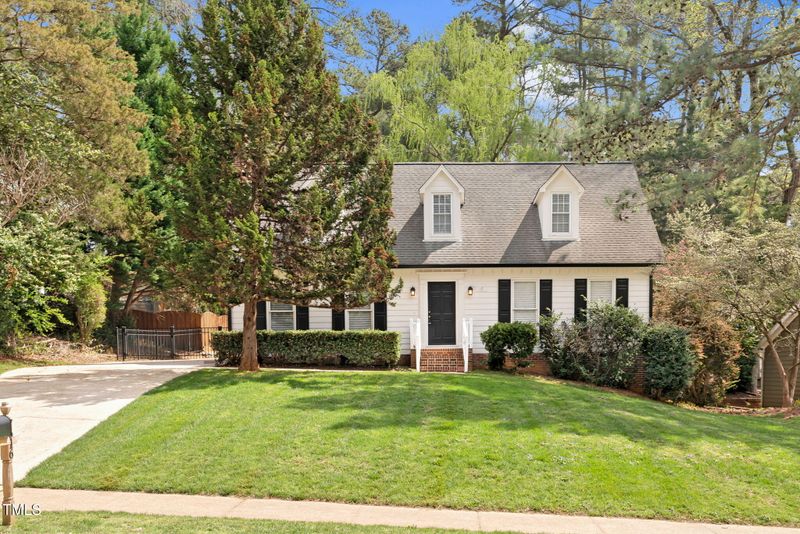 7616 Valley Run Dr, Raleigh, NC 27615