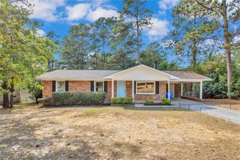 7618 Decatur Dr, Fayetteville, NC 28303