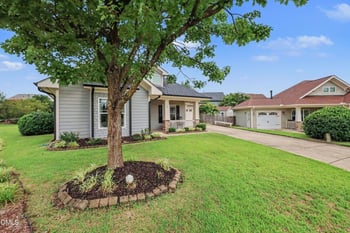 762 Arrowhead Lake Ct, Fuquay Varina, NC 27526