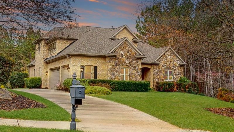 762 Chapel Ridge Dr, Pittsboro, NC 27312