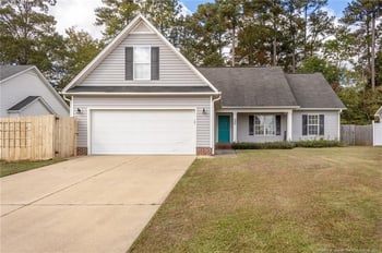 762 Conestoga Dr, Fayetteville, NC 28314