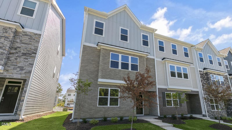 762 Dorset Stream Dr, Fuquay Varina, NC 27526