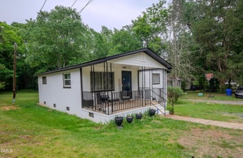 762 Hillsboro St, Pittsboro, NC 27312
