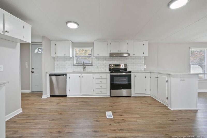 762 Precision Ct, Hope Mills, NC 28348