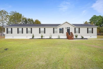 762 Precision Ct, Hope Mills, NC 28348