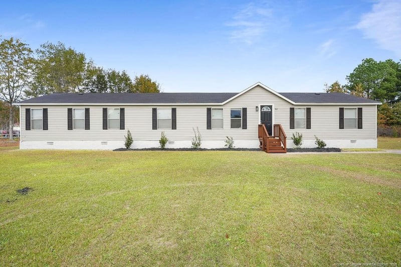 762 Precision Ct, Hope Mills, NC 28348