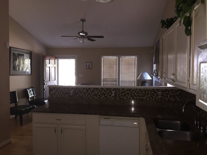 7620 Neuse Bend Dr, Raleigh, NC 27616