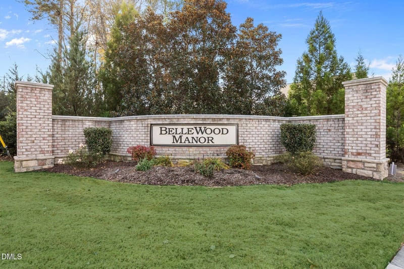 7621 Ballard Hill Ln, Cary, NC 27519