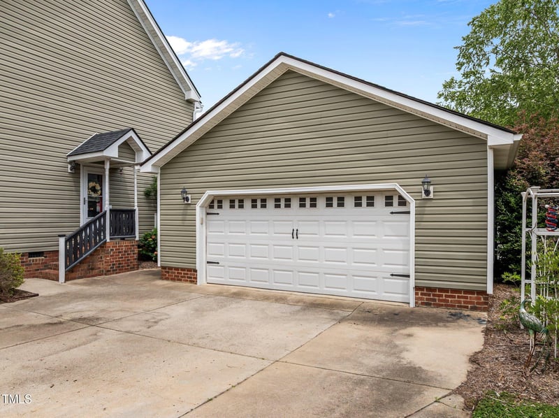 7621 Troy Stone Dr, Fuquay Varina, NC 27526