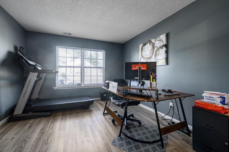 7624 Brighton Village Dr, Raleigh, NC 27616