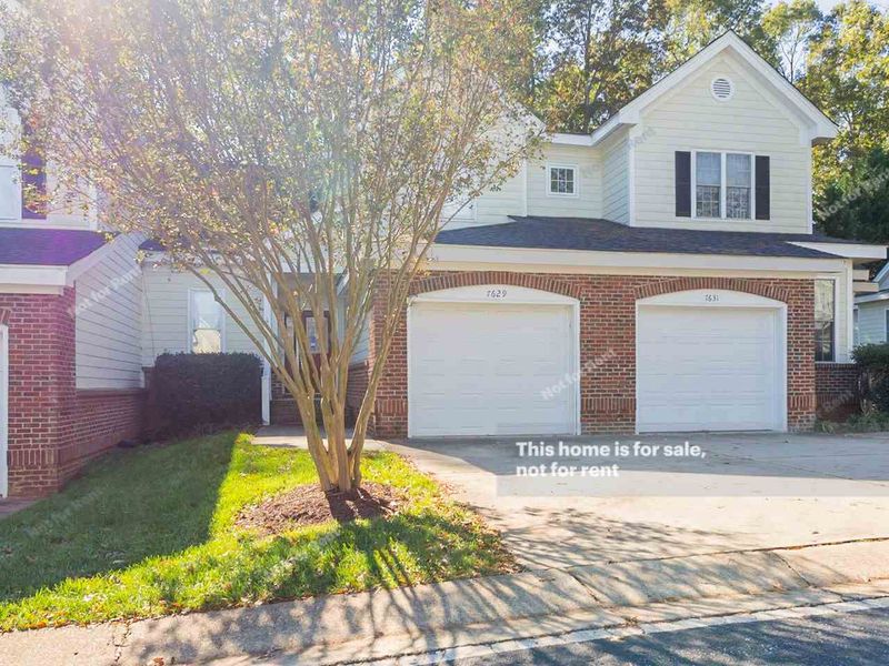 7629 Astoria Pl, Raleigh, NC 27612