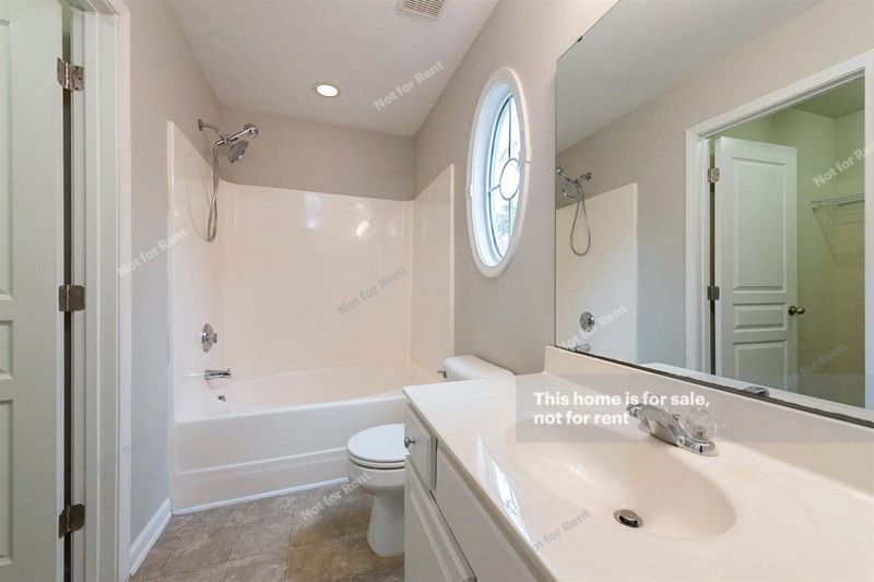 7631 Satinwing Ln, Raleigh, NC 27617