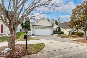 764 Cabin Branch Dr, Fuquay Varina, NC 27526