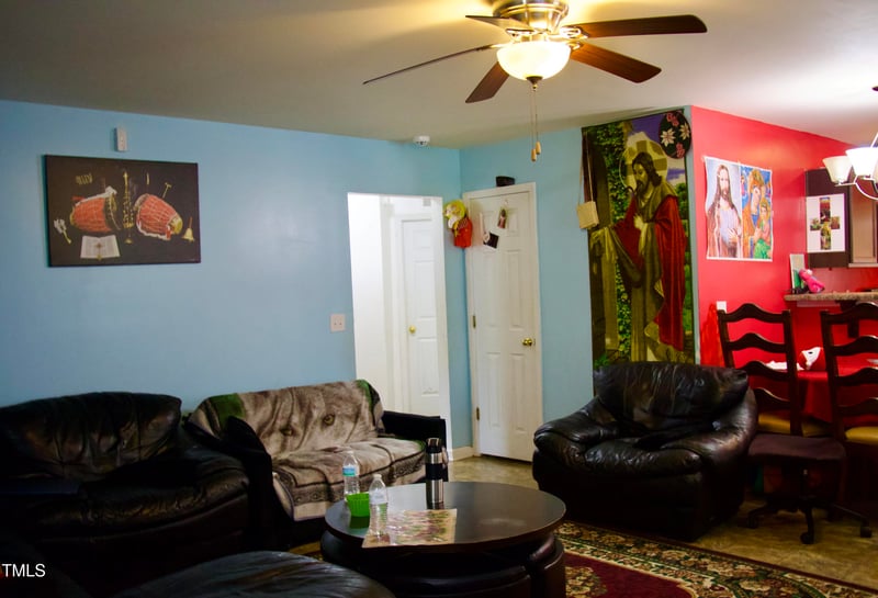 764 Grove Creek Ln, Raleigh, NC 27610