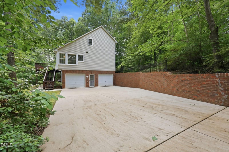 764 Indian Valley Dr, Burlington, NC 27217