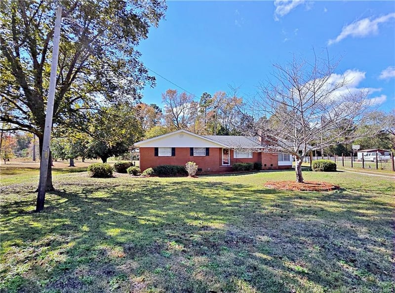 764 Old Vander Rd, Fayetteville, NC 28312