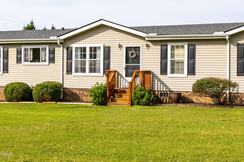 764 Olivers Grove Rd, Four Oaks, NC 27524