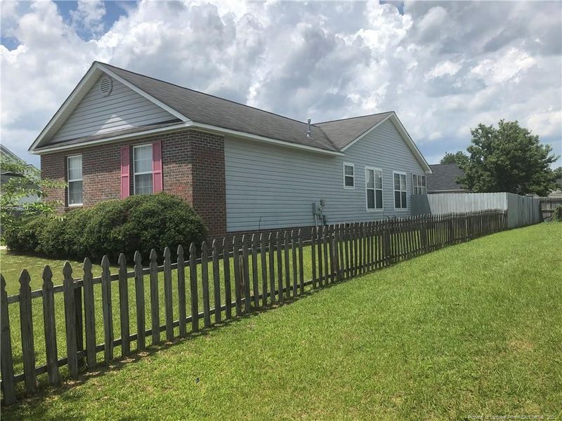 7640 Galena Rd, Fayetteville, NC 28314