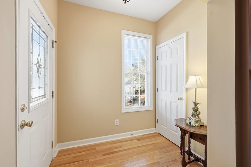 7642 Astoria Pl, Raleigh, NC 27612