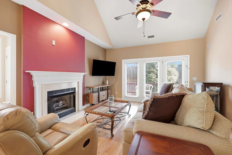 7642 Astoria Pl, Raleigh, NC 27612