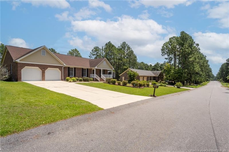 7642 Firethorn Dr, Fayetteville, NC 28311