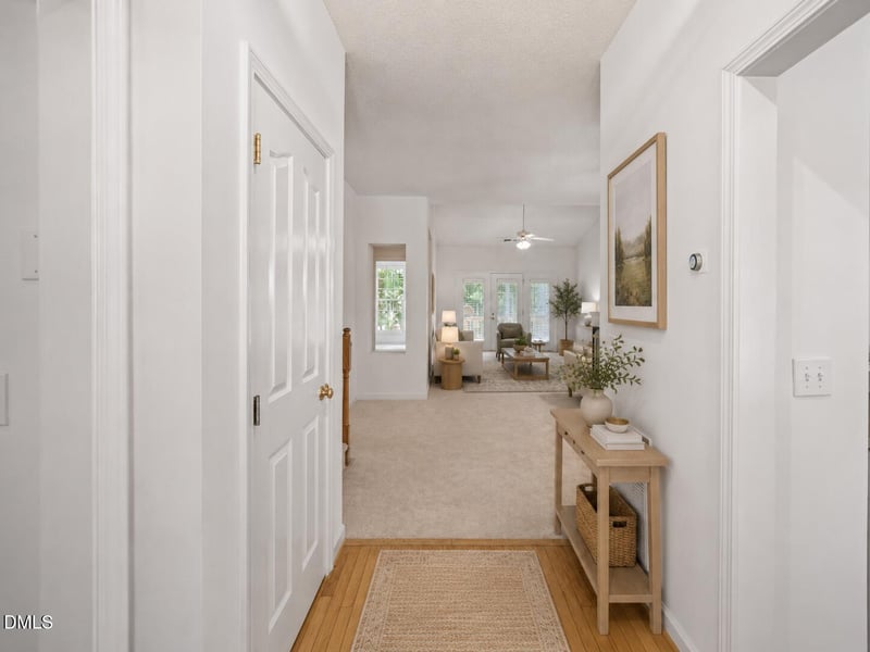 7647 Astoria Pl, Raleigh, NC 27612