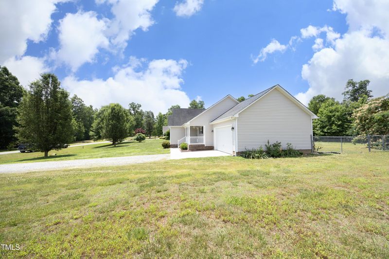 7652 Oak Flat Ln, Snow Camp, NC 27349