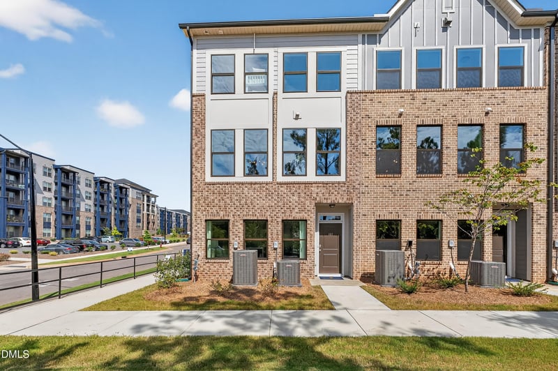 766 Ballyneal Al, Cary, NC 27513