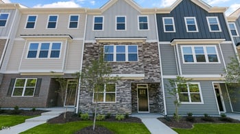 766 Dorset Stream Dr, Fuquay Varina, NC 27526