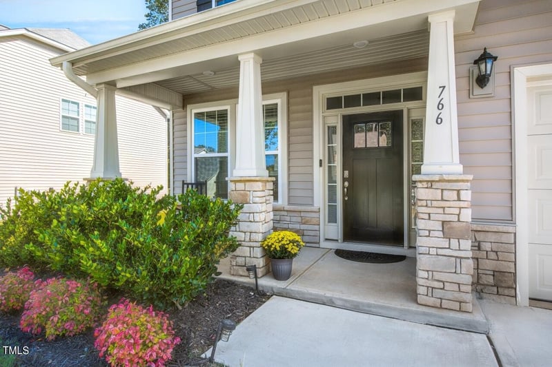 766 Heartpine Dr, Mebane, NC 27302