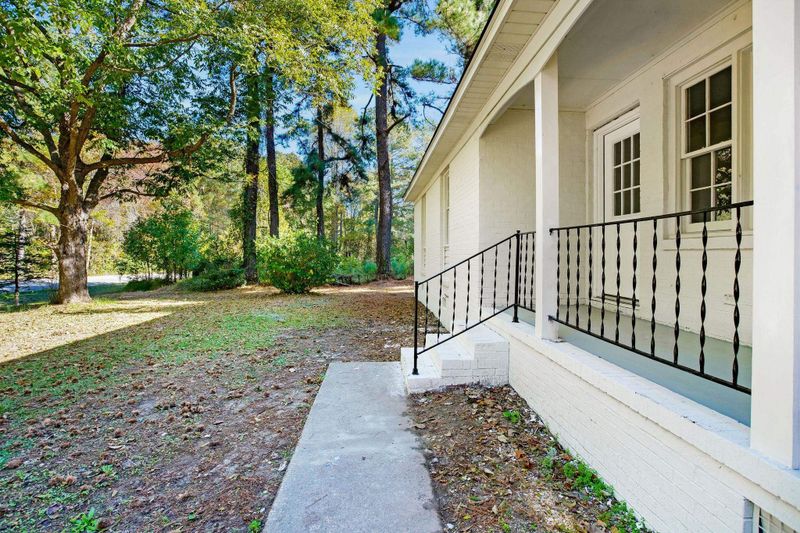 766 Woodruff Rd, Selma, NC 27576