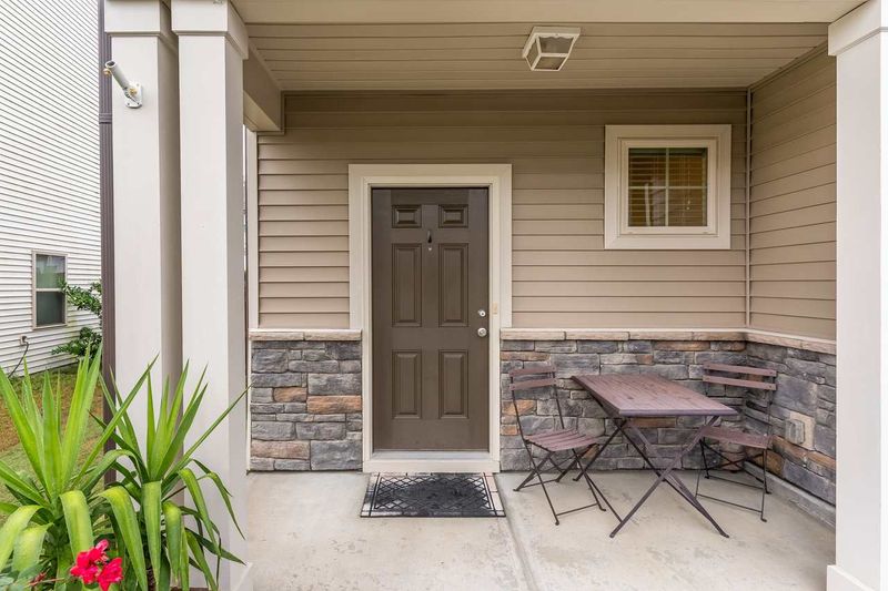7674 Mapleshire Dr, Raleigh, NC 27616