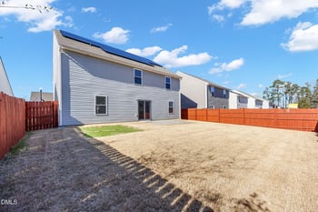 768 Frosty Way, Zebulon, NC 27597