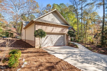 768 Troon Cir, Sanford, NC 27332