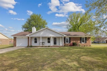 7686 Beverly Dr, Fayetteville, NC 28314