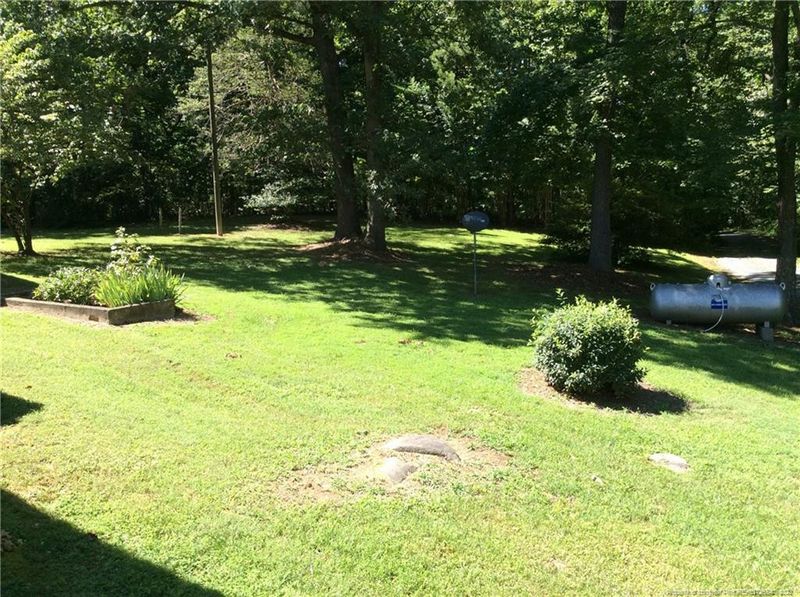 769 Jack Bennett Rd, Chapel Hill, NC 27517