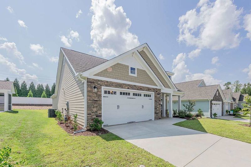 77 Balsam Ln, Clayton, NC 27527