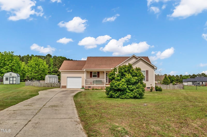 77 Burke Ct, Smithfield, NC 27577