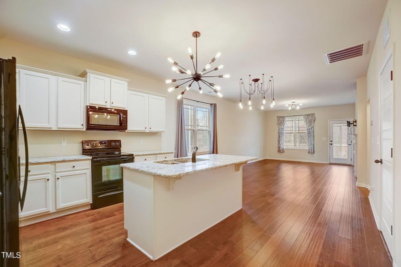 77 Griffith Pl, Clayton, NC 27520