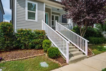 77 Hawk Point Rd, Chapel Hill, NC 27516