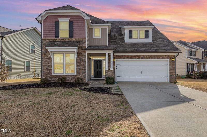 77 Knoll Ct, Garner, NC 27529