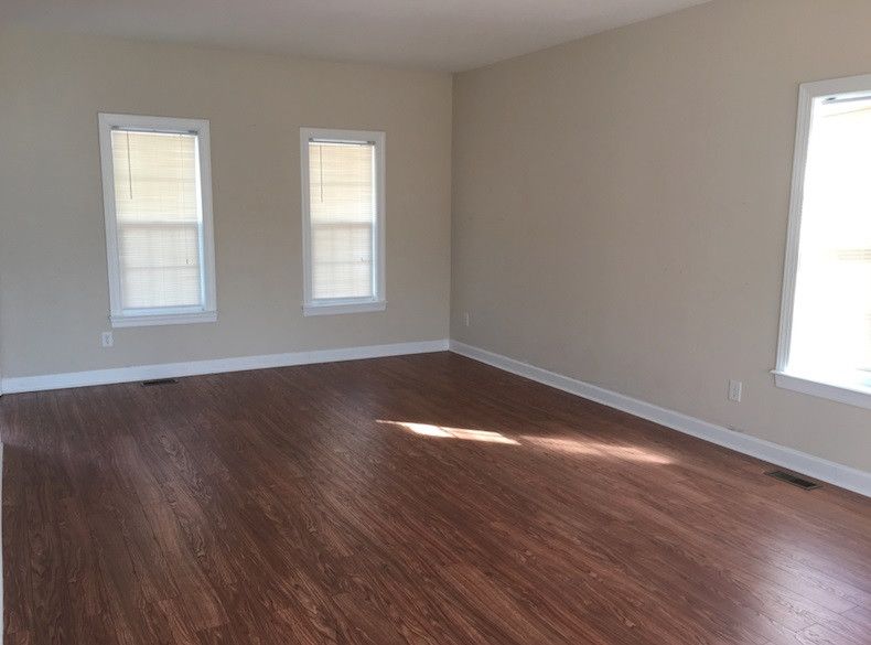 77 Meadow Hills Dr, Four Oaks, NC 27524