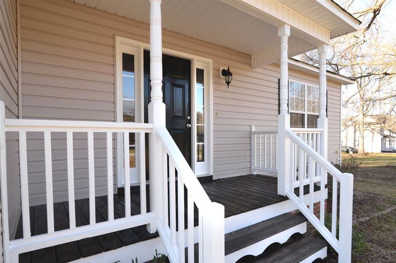 77 Oak Creek Dr, Clayton, NC 27520