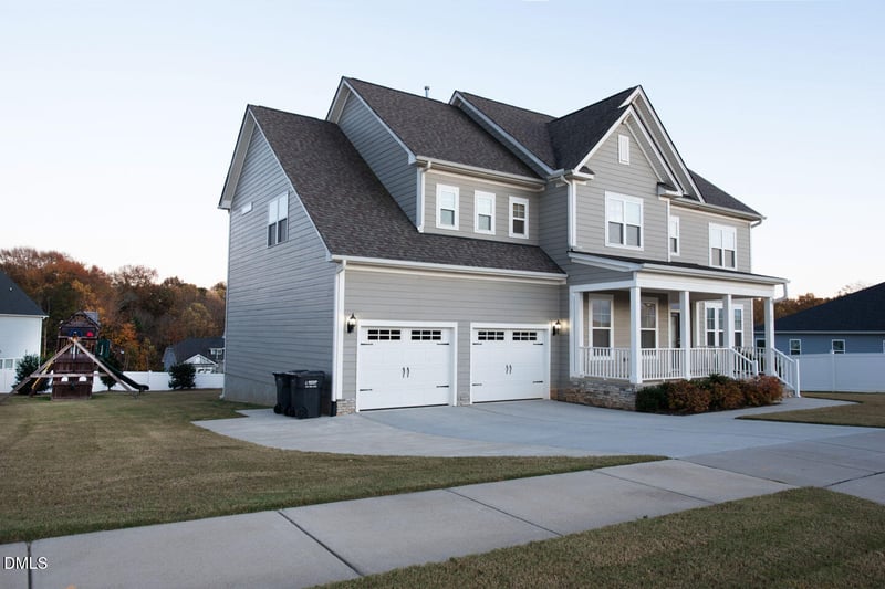 77 Ravensworth Dr, Garner, NC 27529